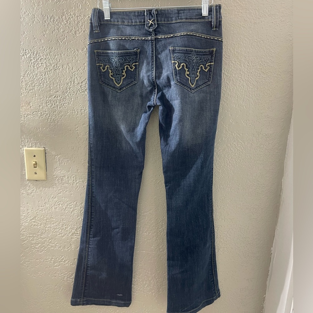 Antik Denim Women's Bootcut Blue Jeans with Embellished Pockets Size 28